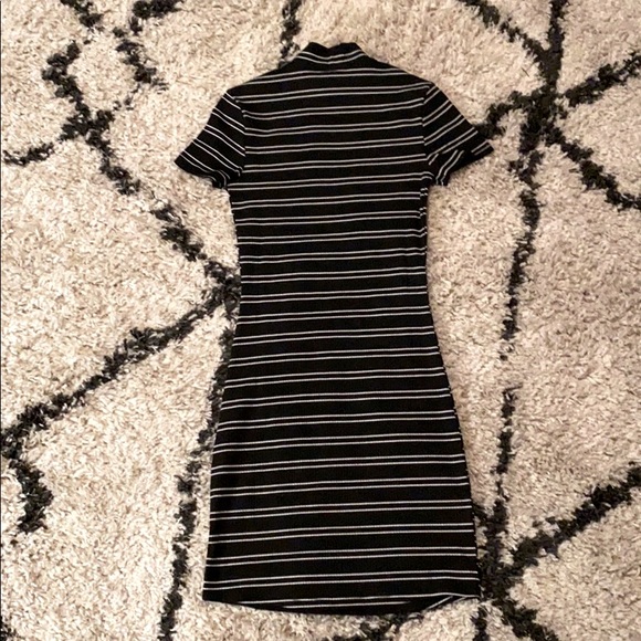 Forever 21 sweater dress - Picture 2 of 2